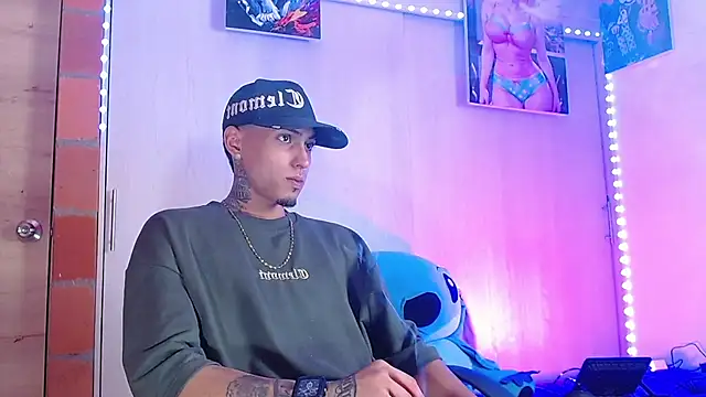 Liam lee online show from 11-18-25, 03:05