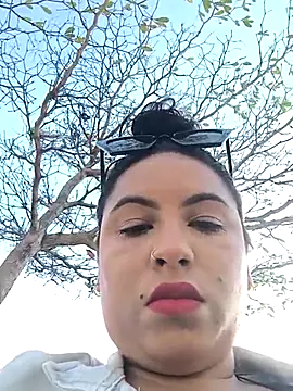 Francesca ferrari online show from 02-13-25, 09:38