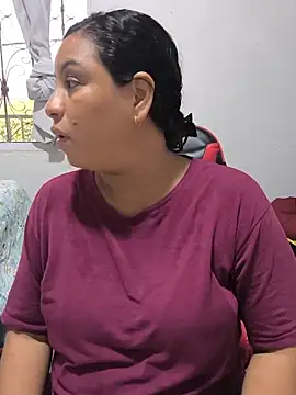 Francesca ferrari online show from 06-20-26, 08:44