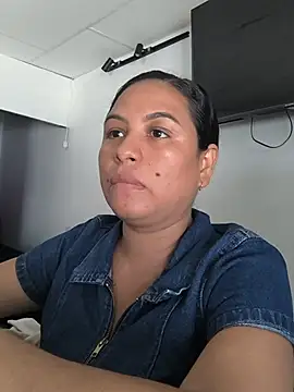 Francesca ferrari online show from 07-26-26, 04:58