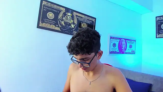 TylerWhite  online show from 01-28-25, 06:27