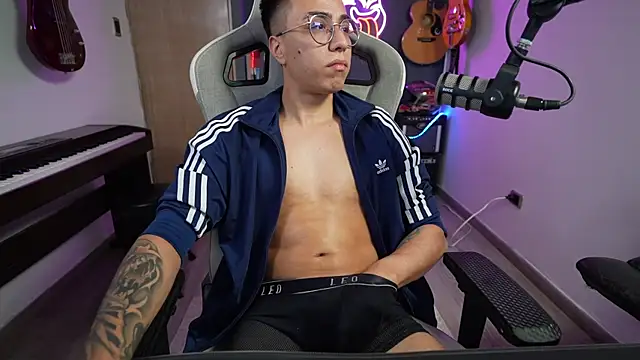 Snapshot of granxarma960 chatting on 02-13-25, 11:47 granxarma960 online show from 02-13-25, 11:47