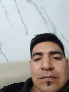 latino17 online show from 11-15-25, 05:49