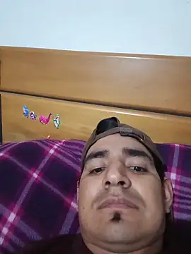 latino17 online show from 12-05-25, 06:33