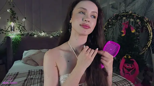 Snapshot of Meow_Nancy chatting on 12-16-24, 11:55 Meow Nancy online show from 12-16-24, 11:55