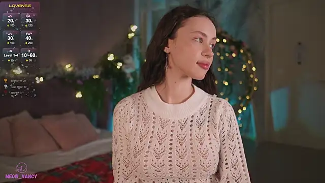 Snapshot of Meow_Nancy chatting on 12-30-24, 08:43 Meow Nancy online show from 12-30-24, 08:43