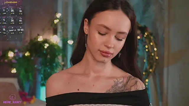 Snapshot of Meow_Nancy chatting on 01-18-25, 05:10 Meow Nancy online show from 01-18-25, 05:10