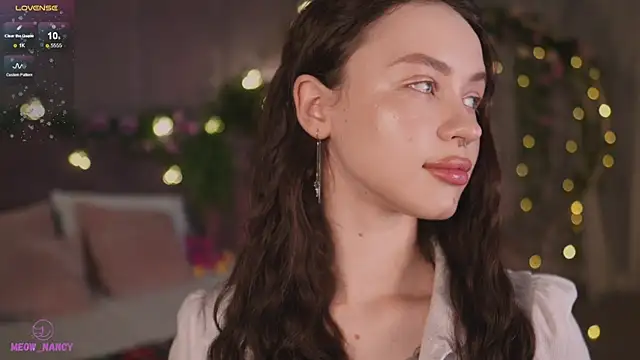 Snapshot of Meow_Nancy chatting on 01-19-25, 05:26 Meow Nancy online show from 01-19-25, 05:26