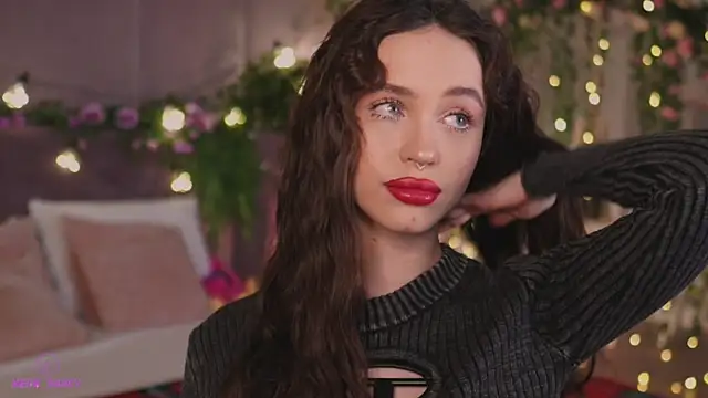 Snapshot of Meow_Nancy chatting on 01-24-25, 06:24 Meow Nancy online show from 01-24-25, 06:24