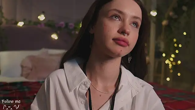 Snapshot of Meow_Nancy chatting on 02-05-25, 01:22 Meow Nancy online show from 02-05-25, 01:22