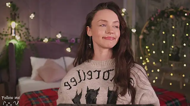 Snapshot of Meow_Nancy chatting on 02-25-25, 05:41 Meow Nancy online show from 02-25-25, 05:41