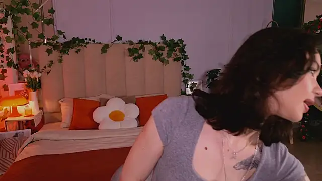 Meow Nancy online show from 05-22-26, 05:14
