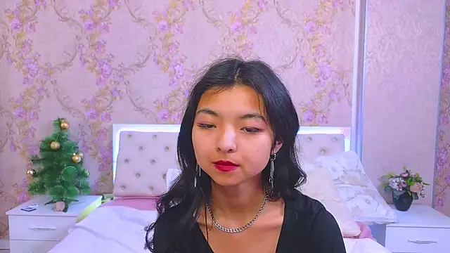 Shy Kira online show from 12-26-24, 12:16