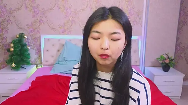 Shy Kira online show from 01-10-25, 03:27