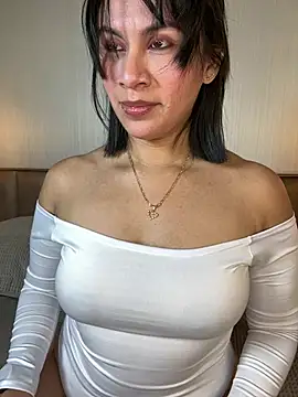 Sofia Convers online show from 03-15-25, 12:56