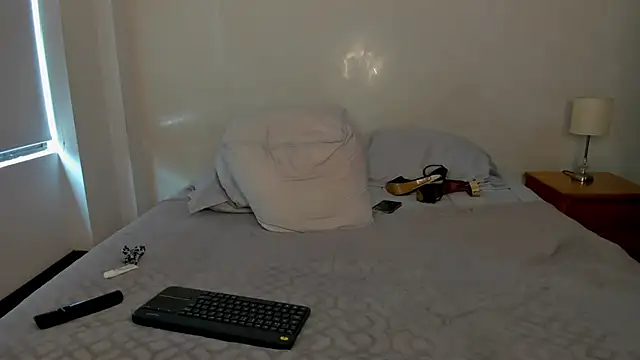 melisa ferretti online show from 02-25-26, 06:06