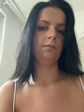 Snapshot of Off__Melonenmandy chatting on 07-22-26, 04:21 Off Melonenmandy online show from 07-22-26, 04:21