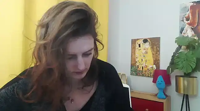 Snapshot of juicyNadine chatting on 12-05-24, 09:28 juicyNadine online show from 12-05-24, 09:28