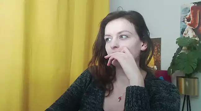 Snapshot of juicyNadine chatting on 12-05-24, 12:33 juicyNadine online show from 12-05-24, 12:33