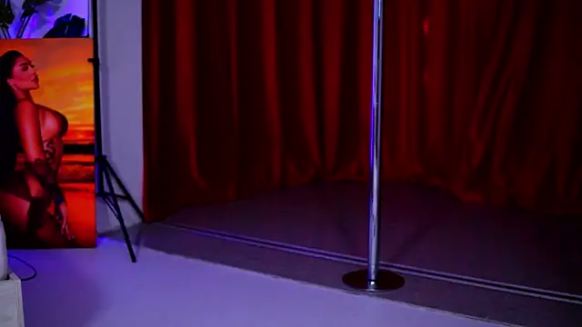 Snapshot of NatyDesiree chatting on 11-26-25, 10:16 NatyDesiree online show from 11-26-25, 10:16