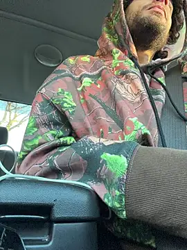 Snapshot of pantslesstraveler_plt chatting on 12-21-25, 09:33 pantslesstraveler plt online show from 12-21-25, 09:33