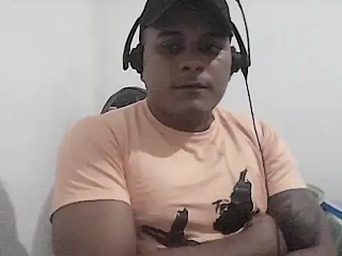 Snapshot of SaucyAffair0 chatting on 01-05-25, 12:09 SaucyAffair0 online show from 01-05-25, 12:09