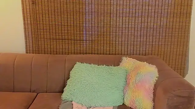 ariana cross online show from 07-23-26, 11:52