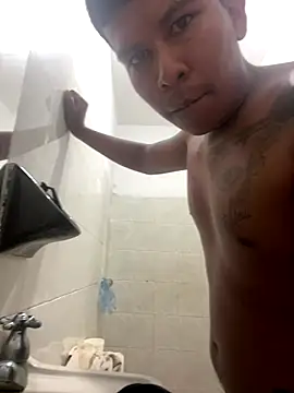 8Evere Martn online show from 10-23-25, 12:04