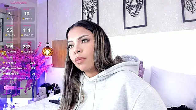 nahomiidasilva  online show from 03-17-25, 11:11