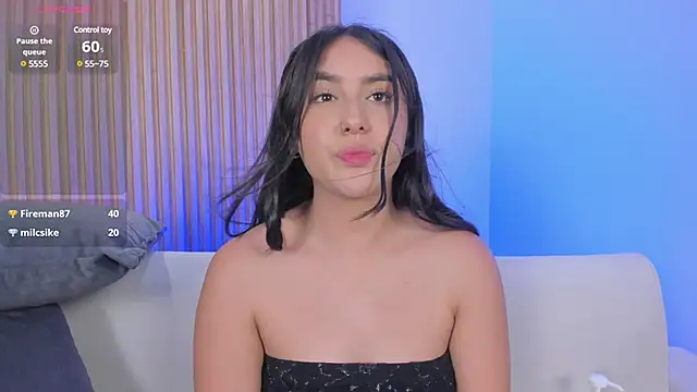 Snapshot of paulina_sweett_ chatting on 02-13-25, 03:46 paulina sweett online show from 02-13-25, 03:46