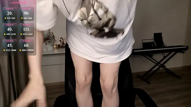 CuteYukiKun online show from 07-14-26, 12:00