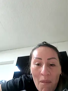 LuisaFernanda170823 online show from 10-25-25, 03:18