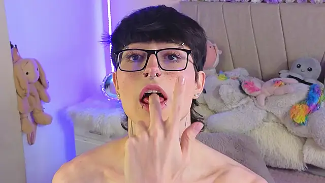 Baby Xian online show from 12-28-24, 02:22