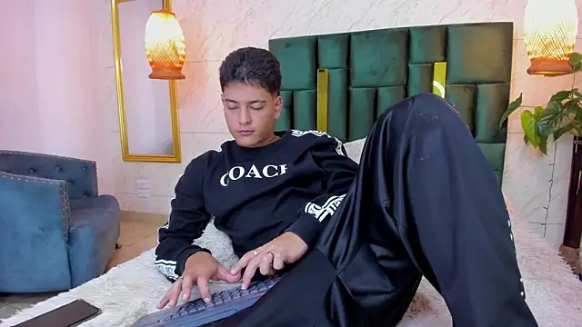 Levy Steve online show from 09-21-25, 03:52