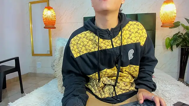 Levy Steve online show from 10-25-25, 03:25