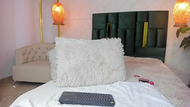 Levy Steve online show from 11-14-25, 04:22