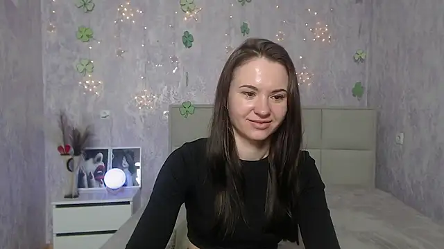 KaraCriegs online show from 03-15-25, 12:25