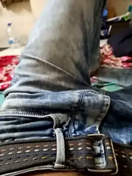 Snapshot of nikshows chatting on 04-10-26, 02:11 nikshows online show from 04-10-26, 02:11