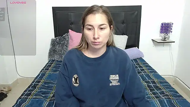 Iris love18 online show from 02-13-25, 11:50