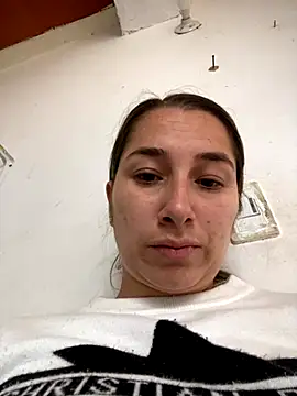 Iris love18 online show from 11-17-25, 01:28