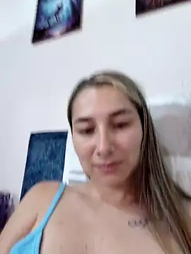 Iris love18 online show from 03-12-26, 12:55