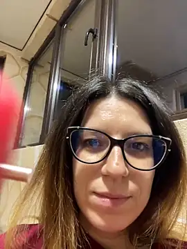 NadiraNoor online show from 10-10-25, 09:14