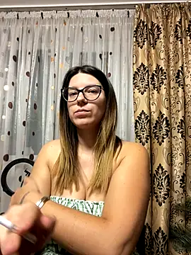 NadiraNoor online show from 10-25-25, 09:42