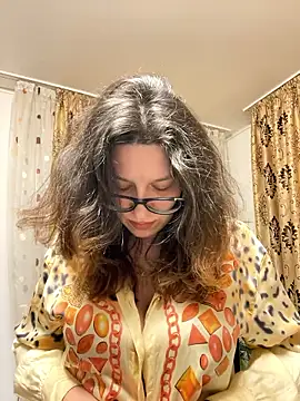 Snapshot of NadiraNoor chatting on 03-05-26, 11:01 NadiraNoor online show from 03-05-26, 11:01