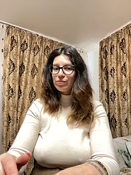 Snapshot of NadiraNoor chatting on 03-06-26, 01:07 NadiraNoor online show from 03-06-26, 01:07