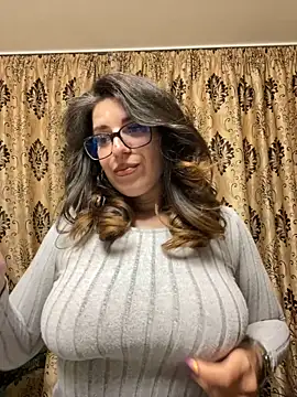 Snapshot of NadiraNoor chatting on 05-15-26, 01:56 NadiraNoor online show from 05-15-26, 01:56