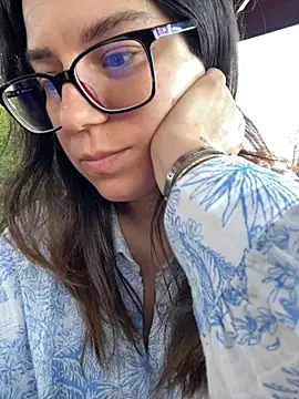 Snapshot of NadiraNoor chatting on 05-24-26, 04:12 NadiraNoor online show from 05-24-26, 04:12