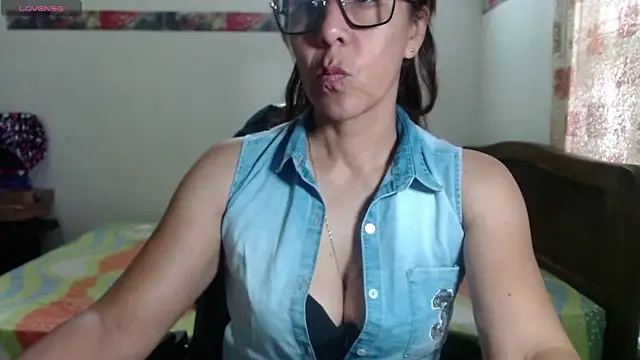 Snapshot of horny_paty chatting on 04-29-26, 01:15 horny paty online show from 04-29-26, 01:15