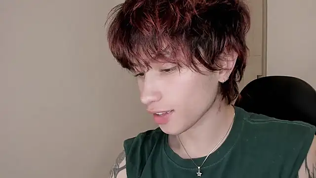 Snapshot of liamelf chatting on 02-14-26, 03:36 liamelf online show from 02-14-26, 03:36