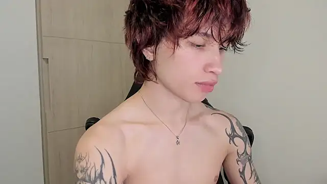 Snapshot of liamelf chatting on 02-15-26, 01:57 liamelf online show from 02-15-26, 01:57